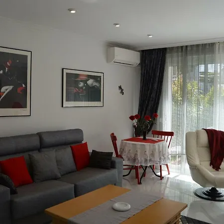 White Pearl - Elviria Playa Apartment Marbella