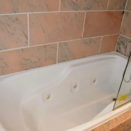 White Pearl - Elviria Playa * Marbella