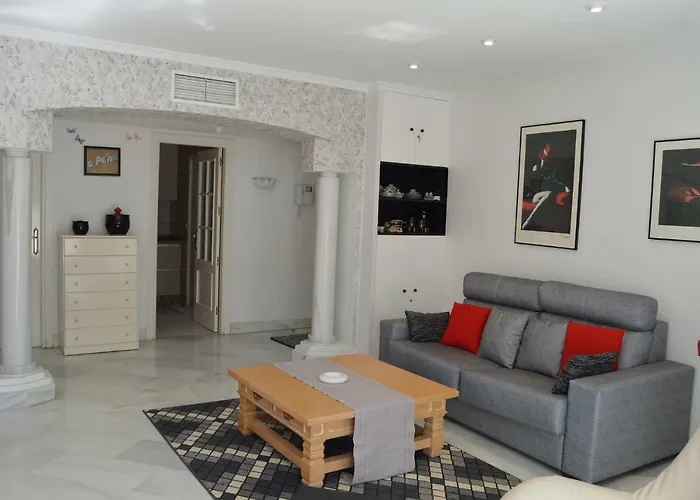 White Pearl - Elviria Playa